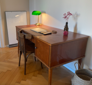 Home schreibtisch